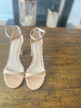 Stuart Weitzman Women's Nudistcurve 75 Block Heel Nude Ankle—Strap Sandal Size 8